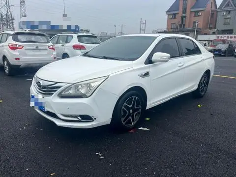 BYD G5 2014