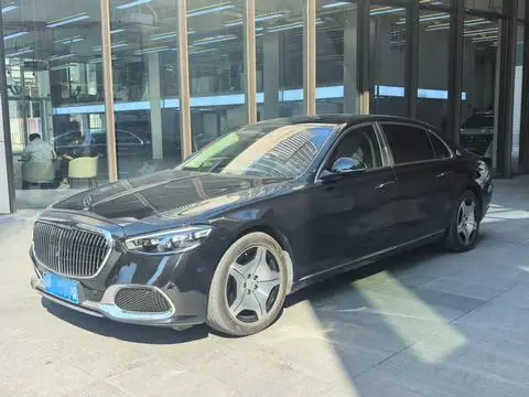 Mercedes-Benz 迈巴赫S-Class 2023