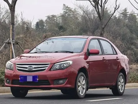 BYD L3 2012