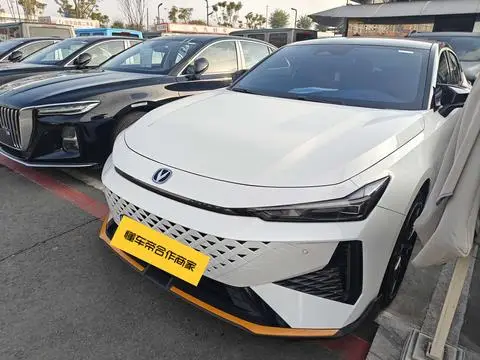 Changan UNI-V 2024