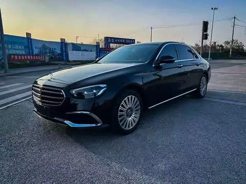 Mercedes-Benz E-Class 2022