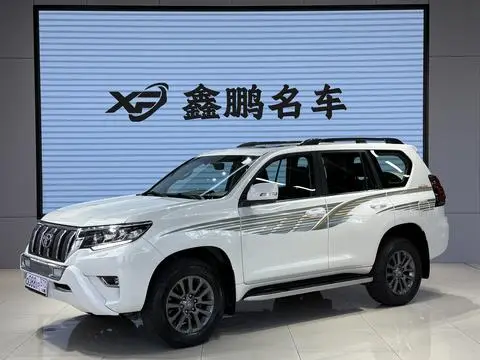 Toyota Prado 2019 — фото 1