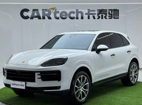Porsche Cayenne 2024