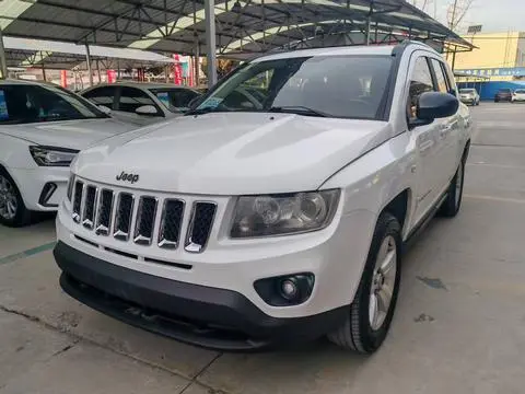 Jeep 指南者 2013