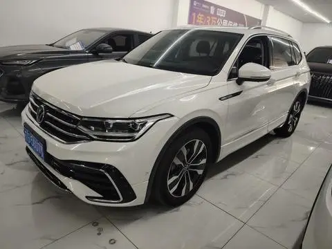 Volkswagen Tiguan L 2022