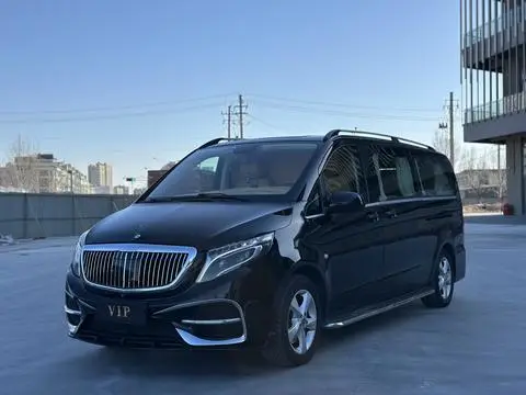 Mercedes-Benz 威霆 2021