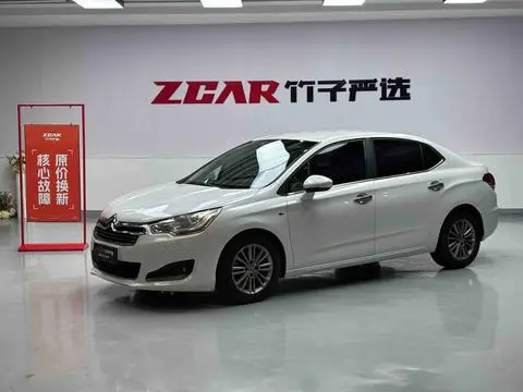 Citroën C4L 2014