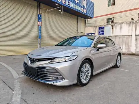 Toyota Camry 2019