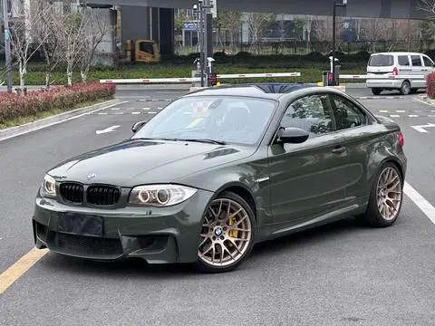 BMW 1 Series M 2011