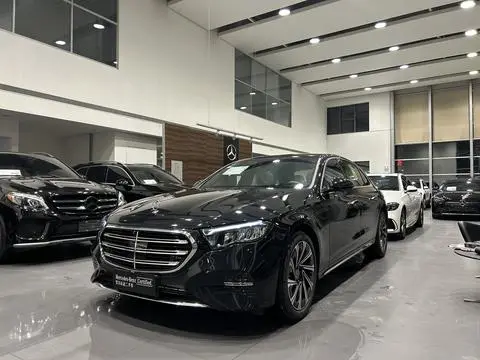 Mercedes-Benz E-Class 2024