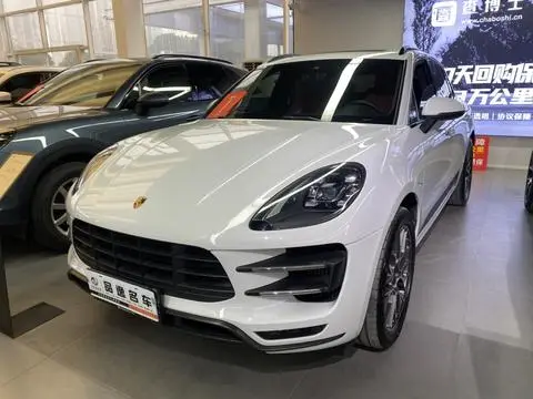 Porsche Macan 2017 — фото 1
