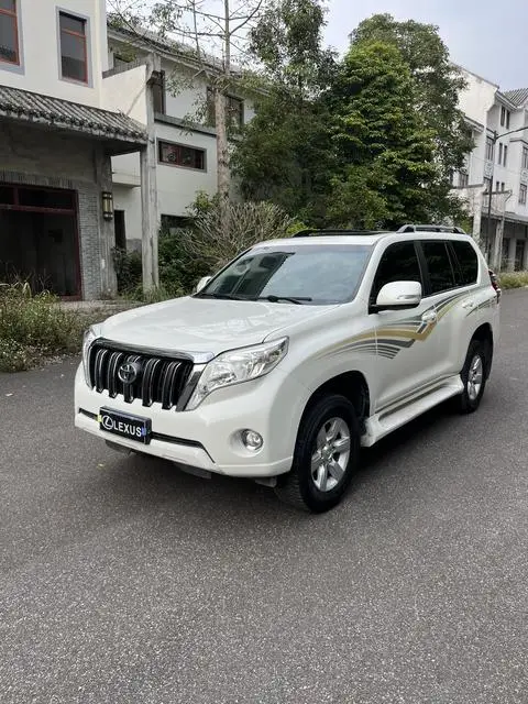 Toyota Prado 2016 — фото 1