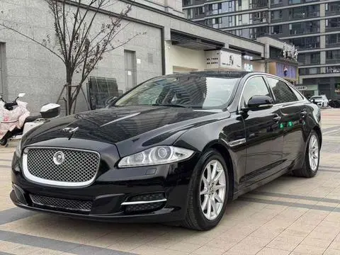 Jaguar XJ 2012