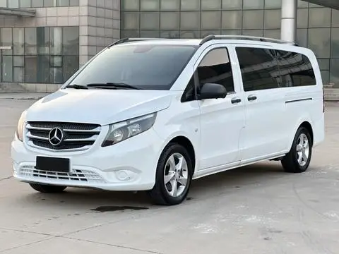 Mercedes-Benz 威霆 2016