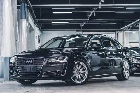 Audi A8 2013