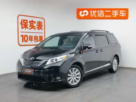 Toyota SIENNA 2017 — фото 1