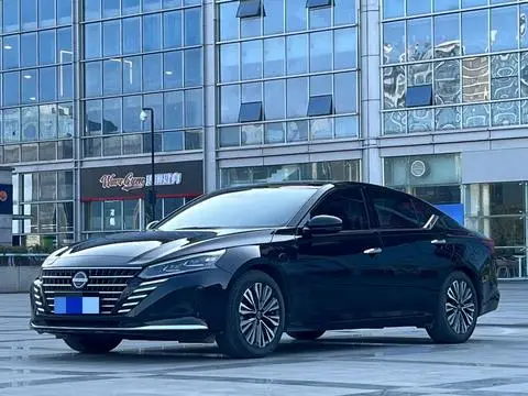 Nissan Teana 2022