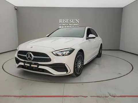 Mercedes-Benz C-Class 2023