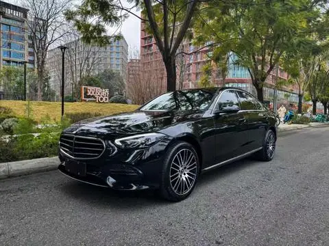 Mercedes-Benz C-Class 2023 — фото 1