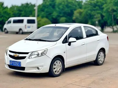 Chevrolet 赛欧 2013 — фото 1