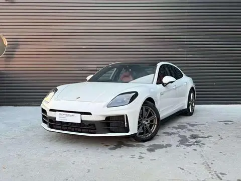 Porsche Panamera E-Hybrid 2025