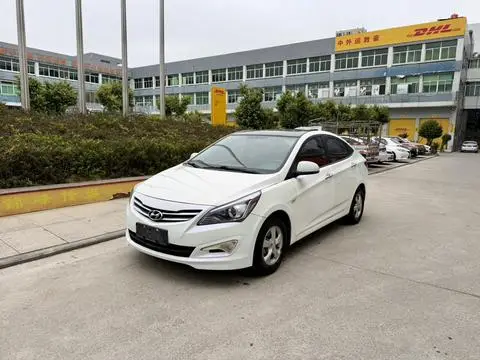 Hyundai 瑞纳 2014