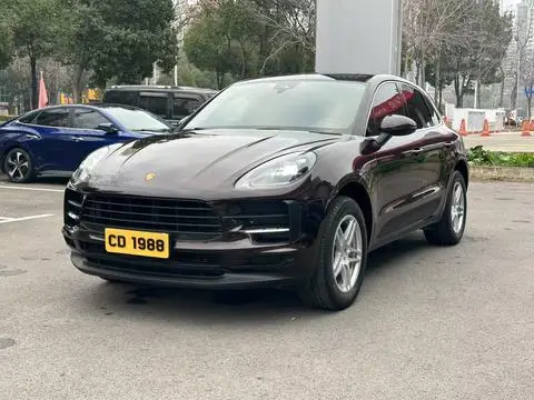 Porsche Macan 2021