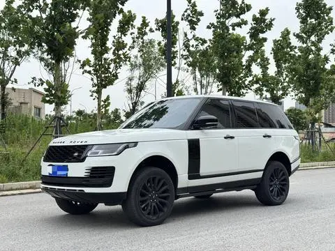 Land Rover 揽胜 2015 — фото 1