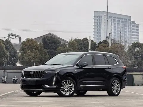 Cadillac XT6 2021 — фото 1