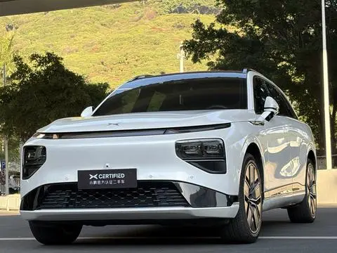 XPeng 小鹏G9 2022