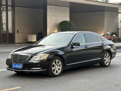 Mercedes-Benz S-Class 2010 — фото 1