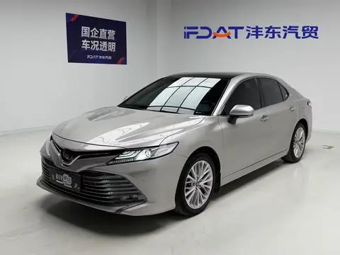 Toyota Camry 2019