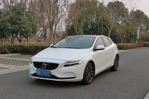 Volvo V40 2017