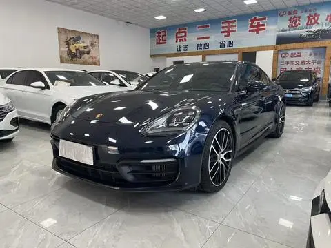 Porsche Panamera 2023