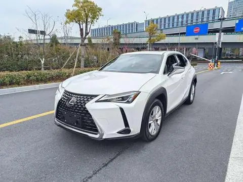 Lexus UX 2020