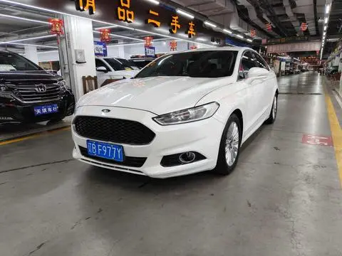 Ford 蒙迪欧 2013