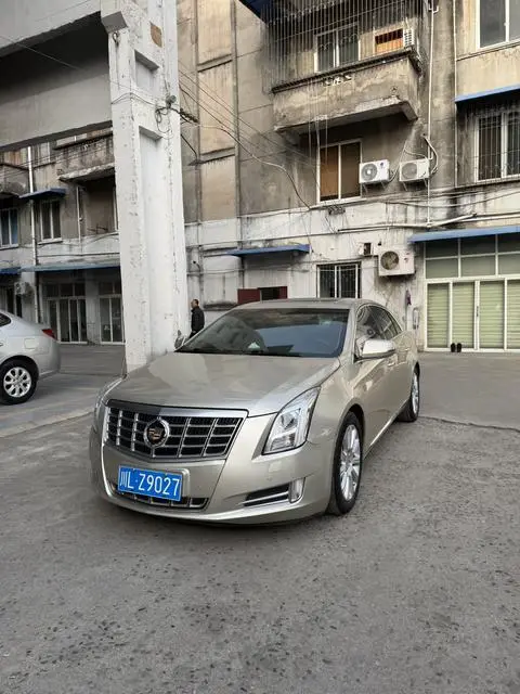Cadillac XTS 2014
