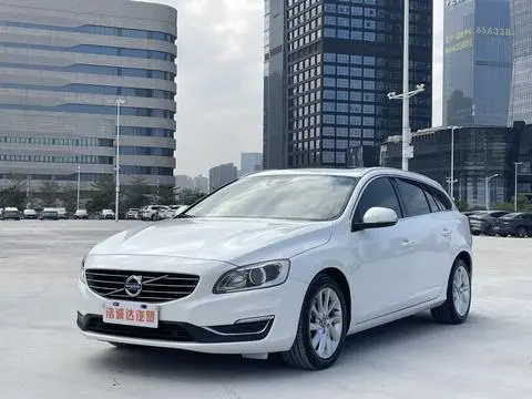 Volvo V60 2015
