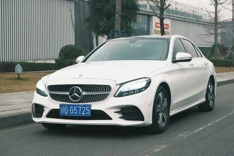 Mercedes-Benz C-Class 2020