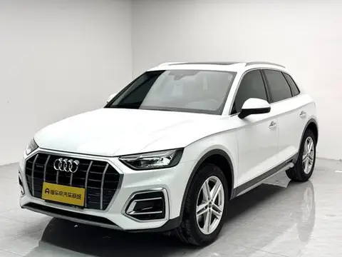 Audi Q5L 2022 — фото 1