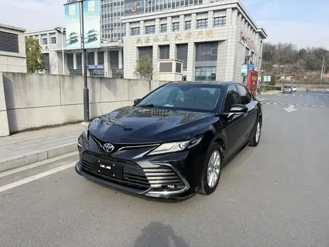 Toyota Camry 2021