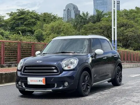 MINI COUNTRYMAN 2014