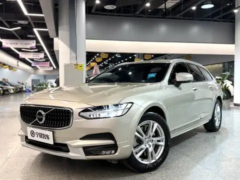 Volvo V90 2019