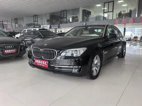 BMW 7 Series 2011