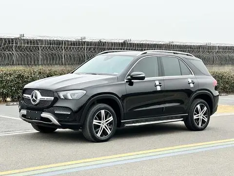 Mercedes-Benz GLE 2021 — фото 1