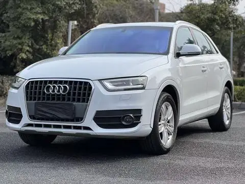 Audi Q3 2015