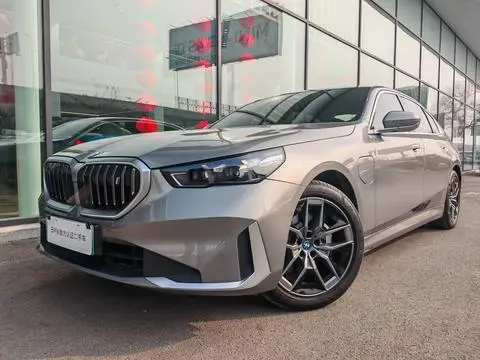 BMW i5 2024