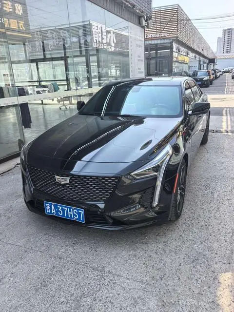 Cadillac CT6 2022