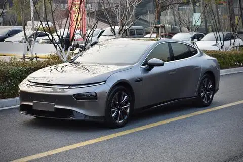 XPeng 小鹏P7 2020