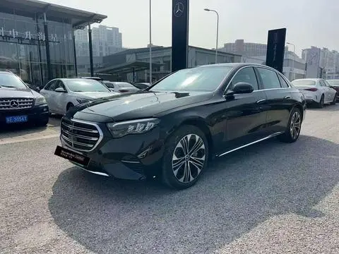 Mercedes-Benz E-Class PHEV 2024 — фото 1